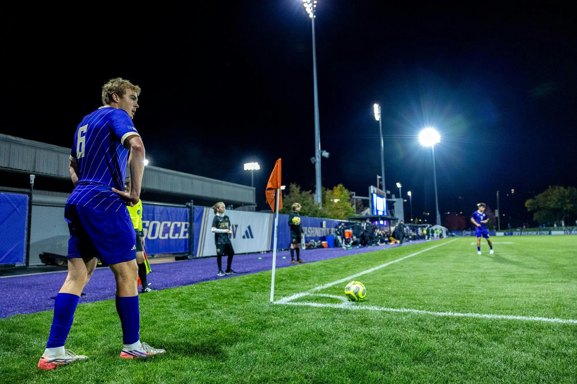 Washington turns the tables against Northwestern in 36 seconds for a 2 ...