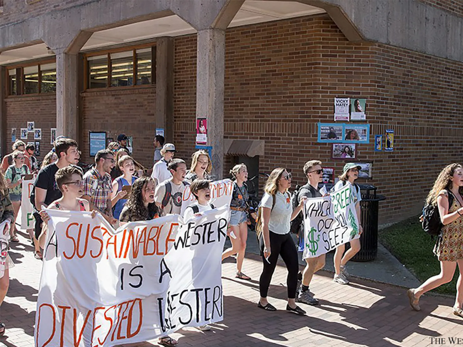 DivestPowellOnlineC-scaled