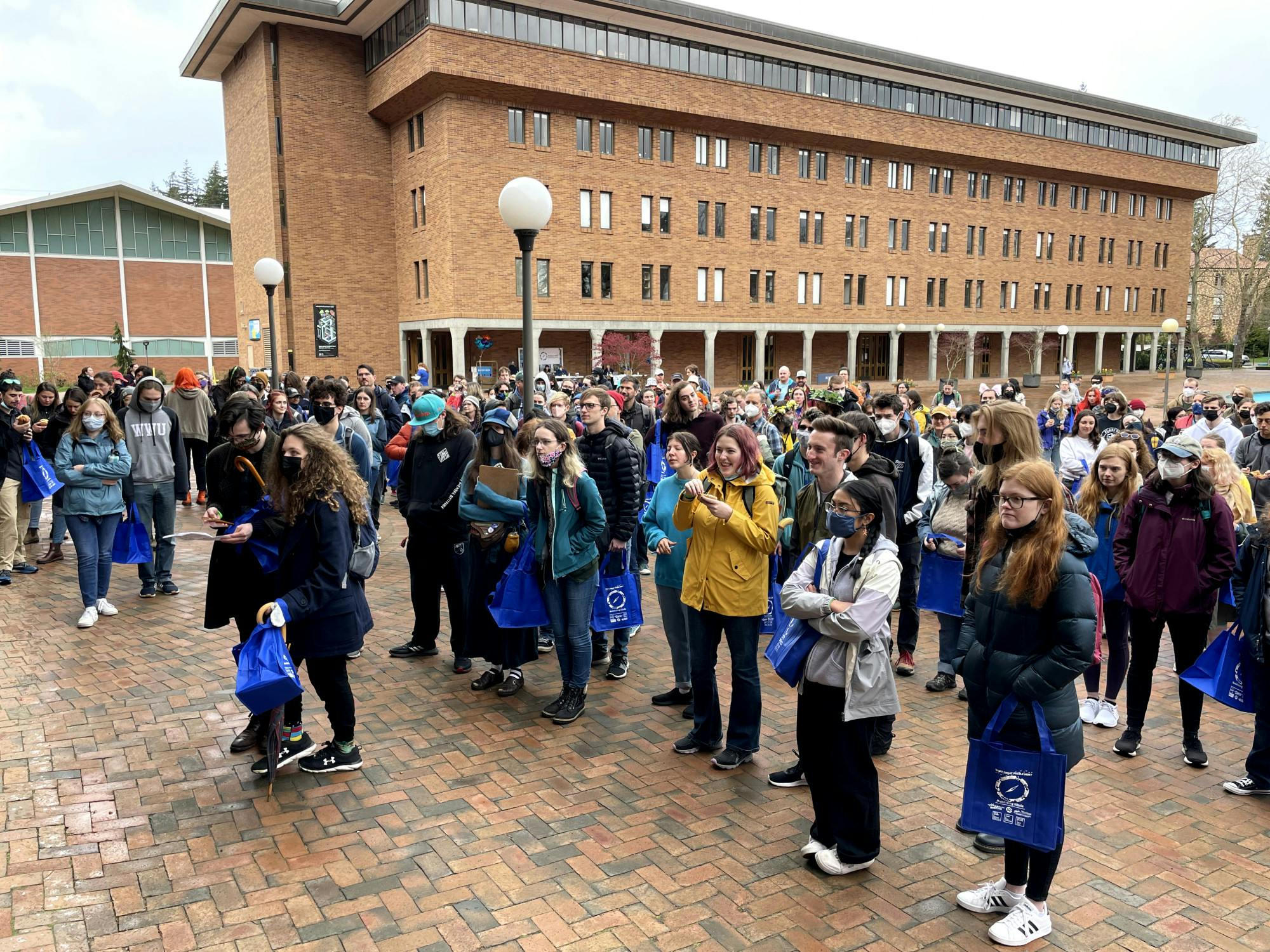 The Great Puzzle Hunt - ( lead image 1 of 3 )