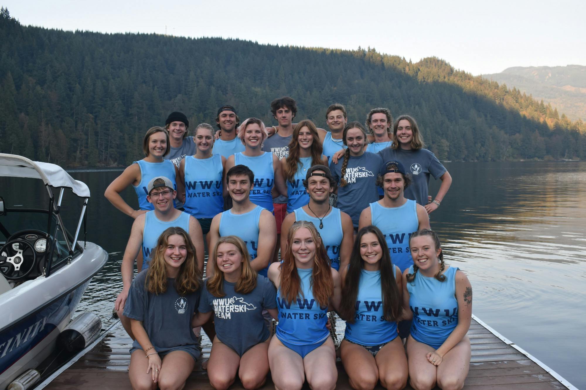 (1) Make waves? Ride waves!: WWU Water Ski Team/Western Waterski University