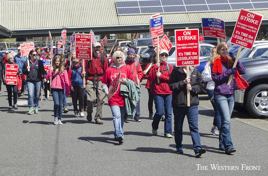 TEACHER-PROTEST-Ed-Clem