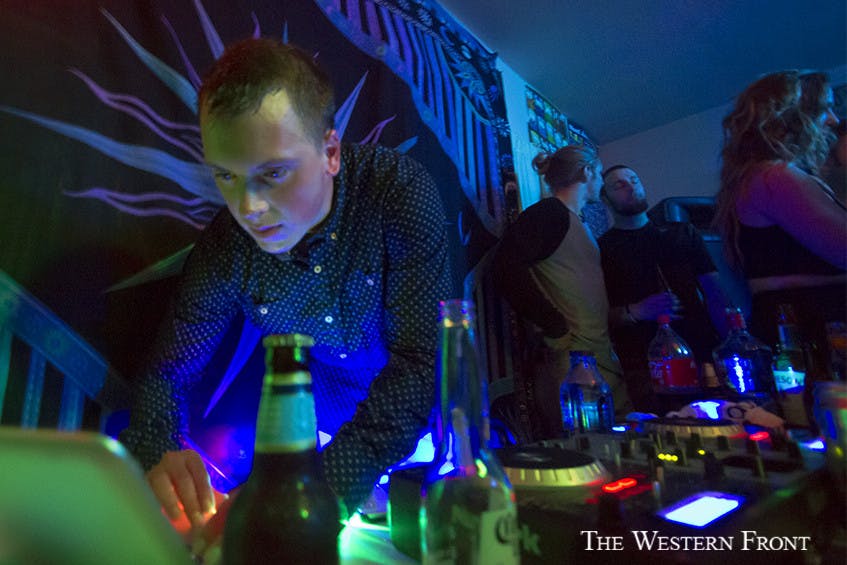 LUCID-DREAMZ-JAKE-003-online