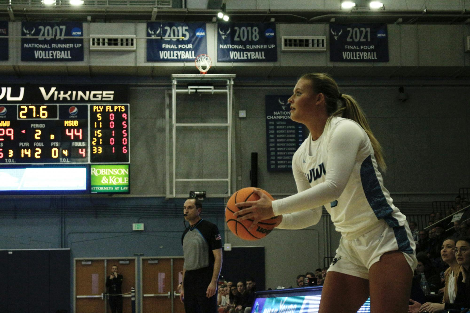 (2) Dykstra sisters adding to family legacy at WWU