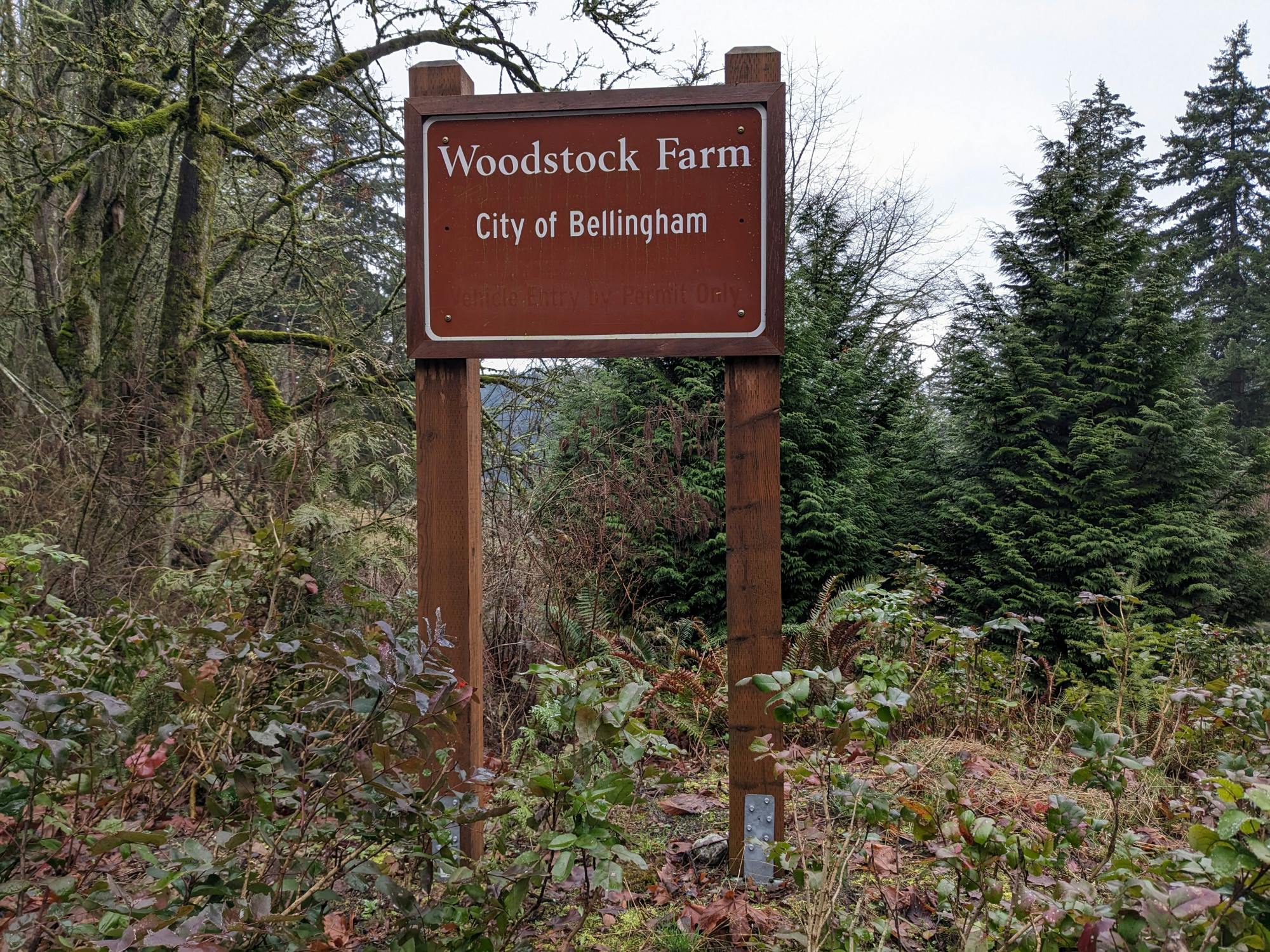 Woodstock Farm sign.jpg