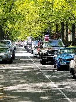 Lynden-Parade-1-263x350