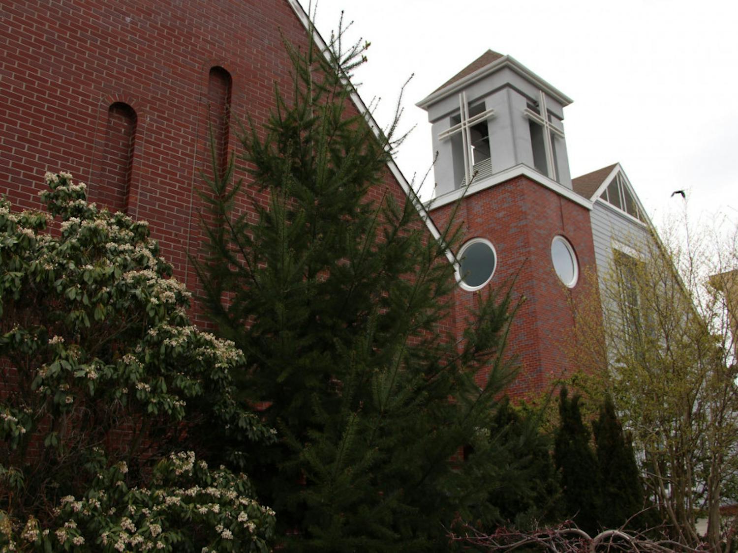 CongregationalChurcho_lake20180417_02-scaled