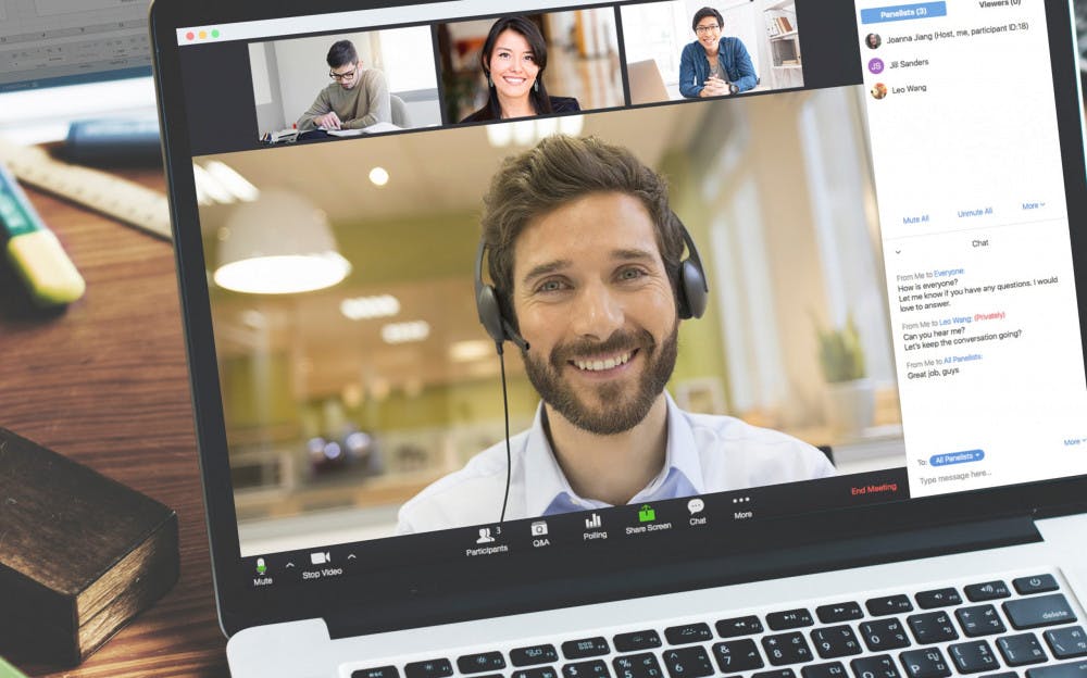 Laptop-Webinar-1-scaled