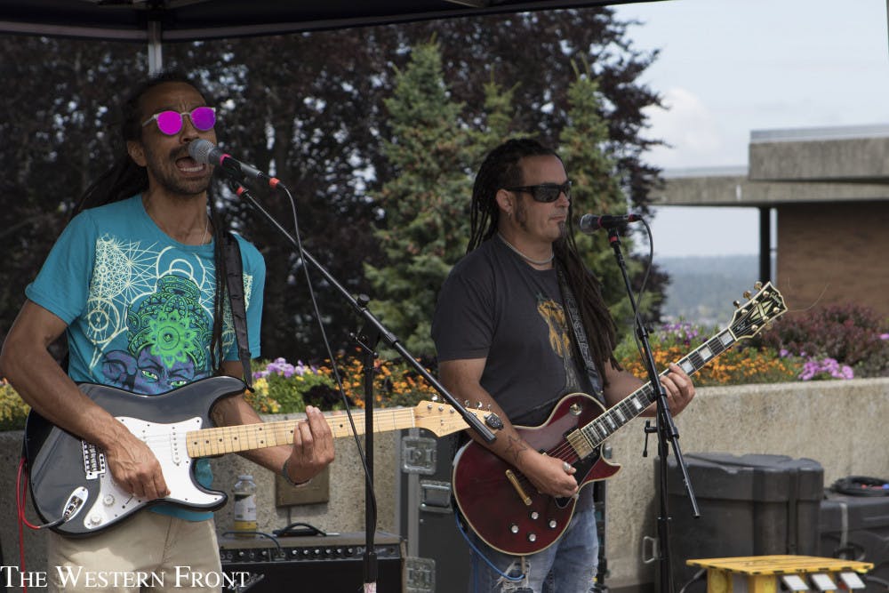 Lake_SummerNoonConcert0155