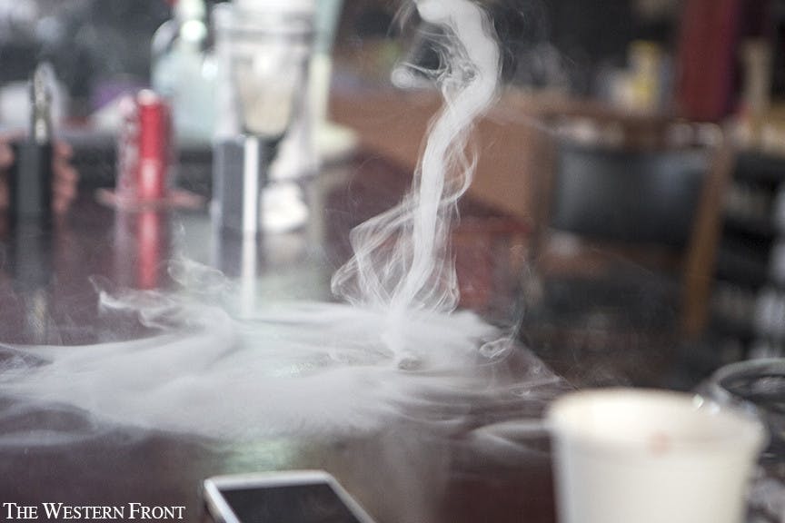 CC_VAPING_080416_084