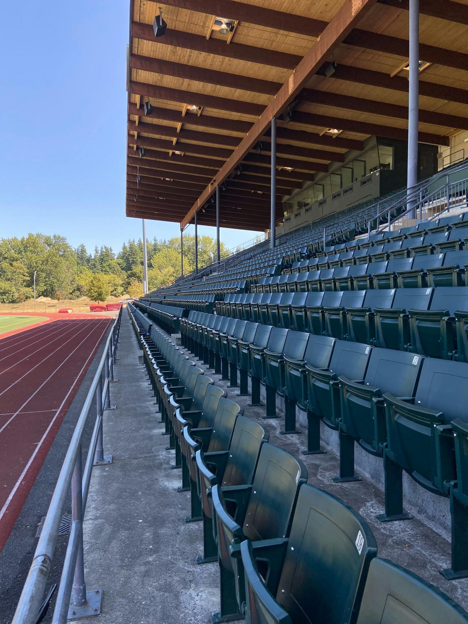 100% Fans Back?.jpeg