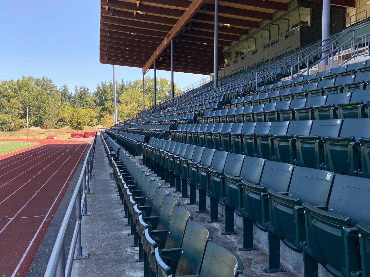 100% Fans Back?.jpeg