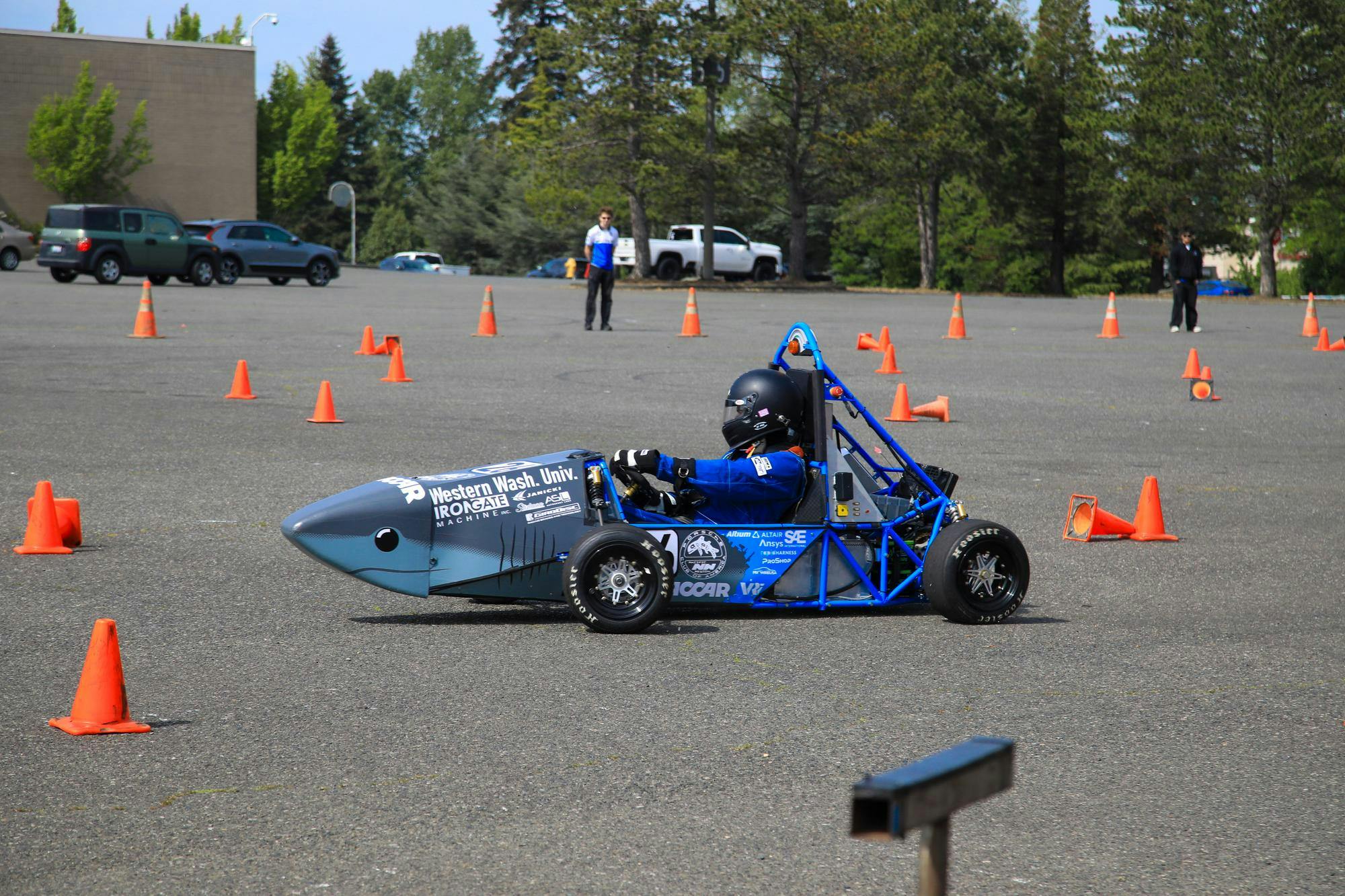 Racing cars 