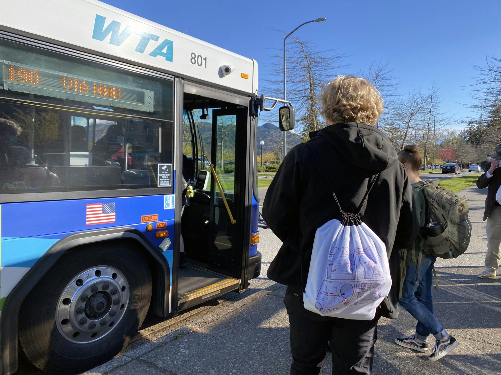 Brief: Masks optional on WTA - 1 of 1