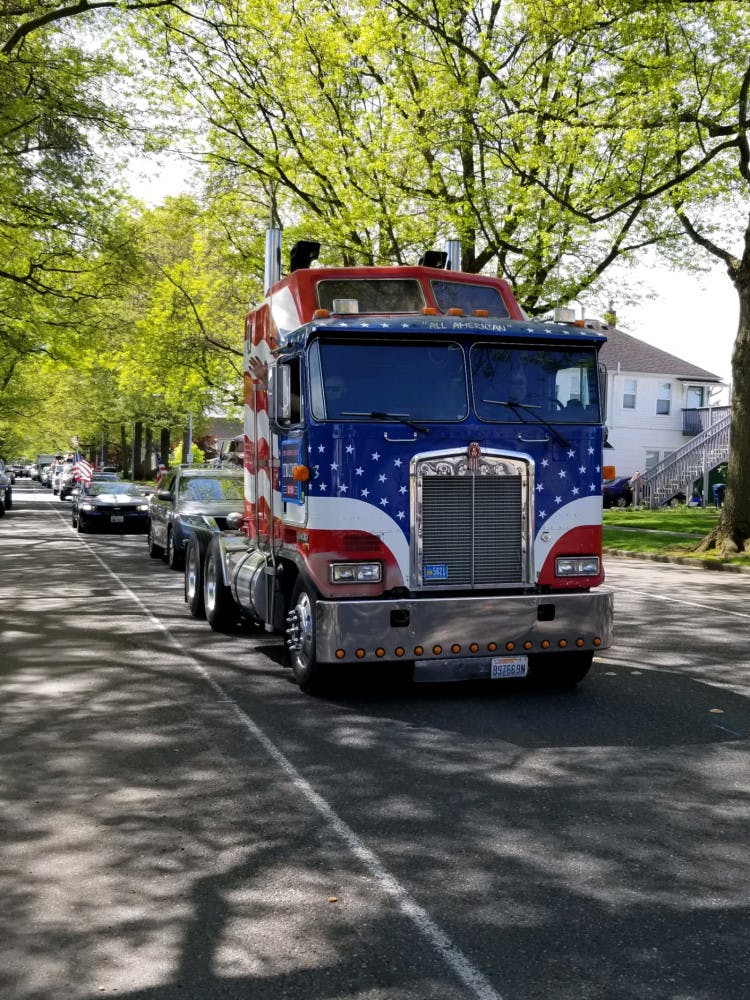 Lynden-Parade-2