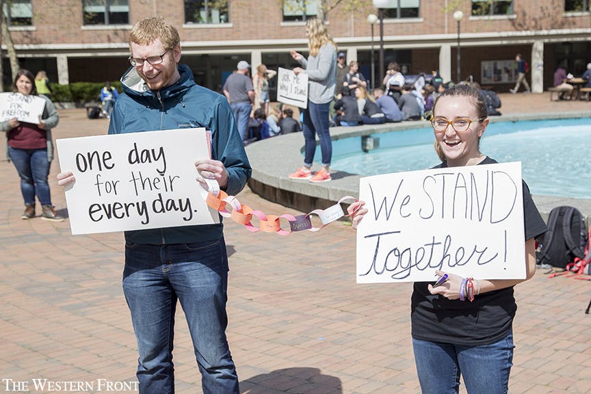 CJ_FREEDOMSTAND_130416_021-3