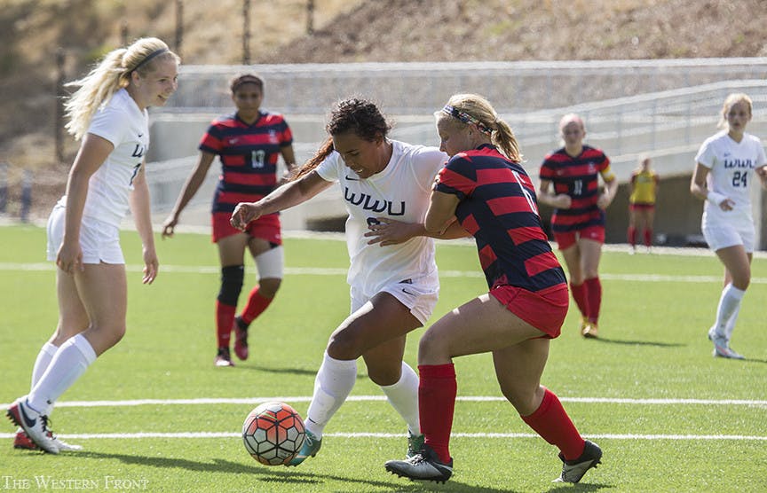 IK_W-SOCCER_5D_20160908_0213