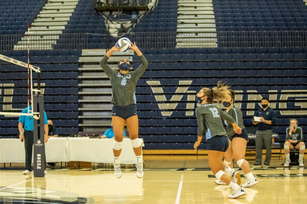 VOLLEYBALL-GAME-COVERAGE-4_23_21