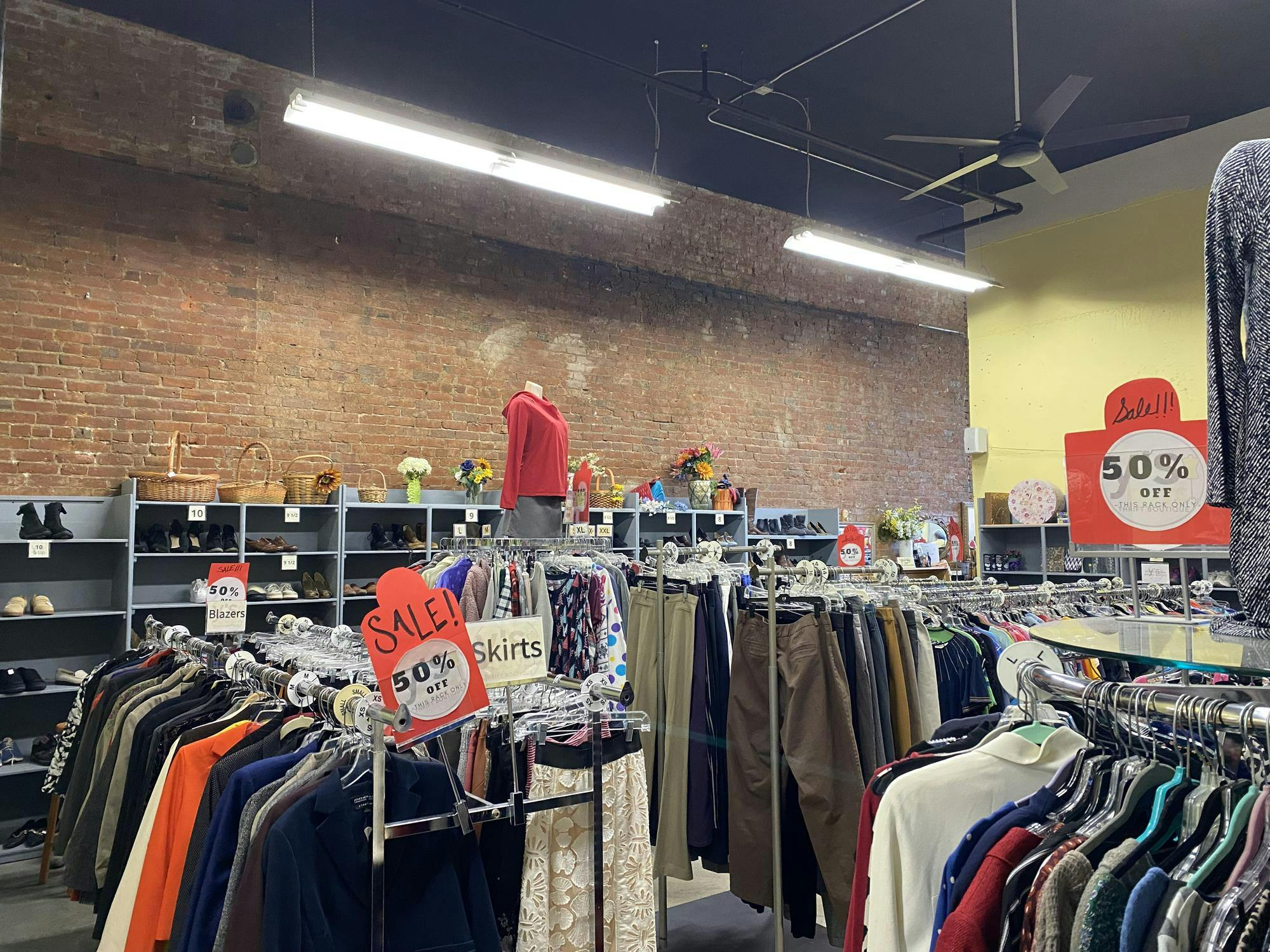 InsideofY'sBuysThrift.jpg