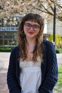 Photo of Ellie Wright 