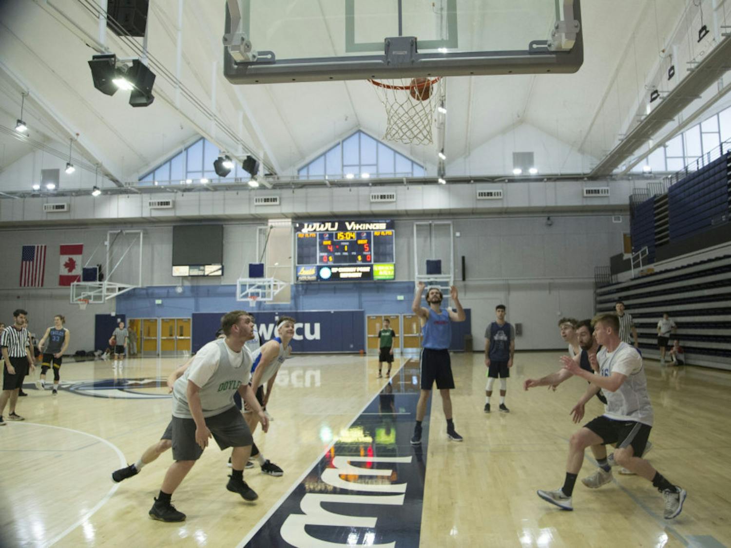 intramuralsports-lake20180422_04-scaled