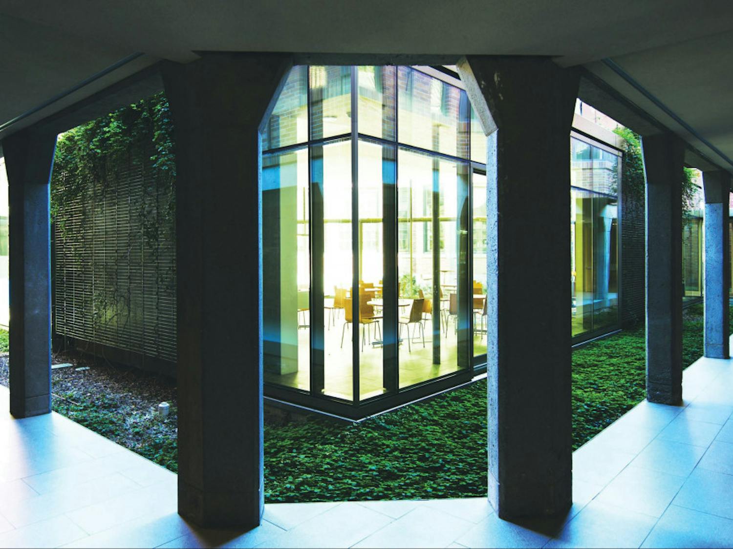 Cover-sPhoto-wcith-logo-2ap7up5-e1540356020122