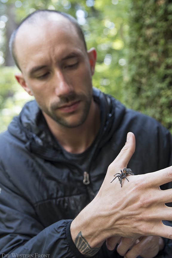 AP_weirdpets_080516_0023