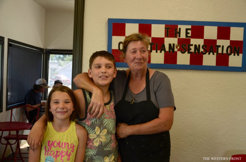 Croatian-family-edit-scaled