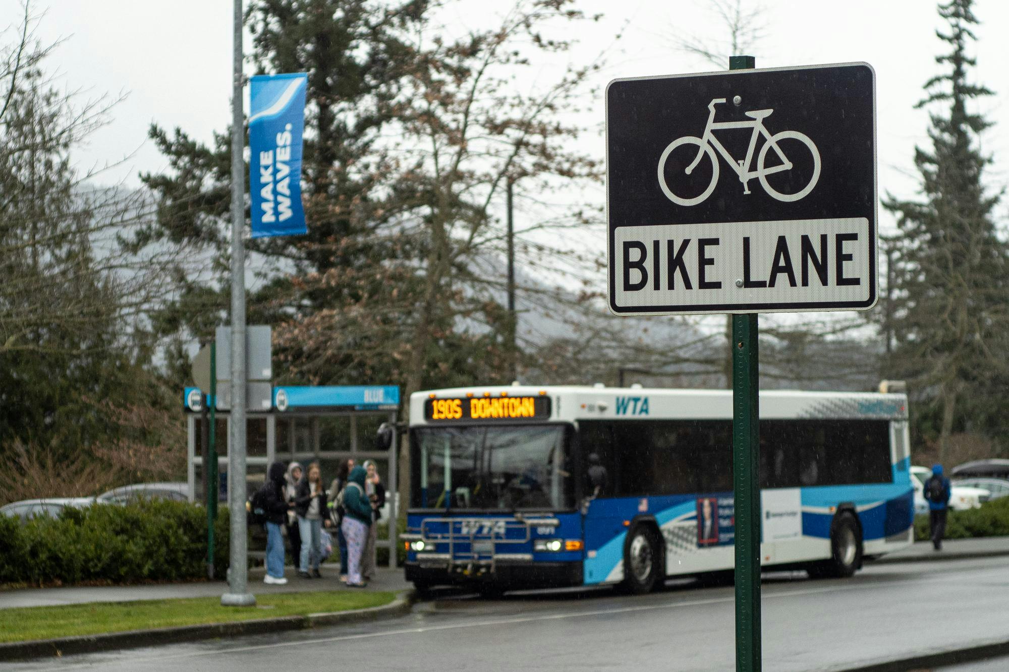 BikeLanesign.jpg
