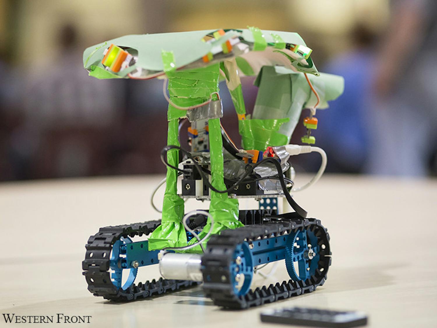 CJ_GirlsRobotics_010416_054