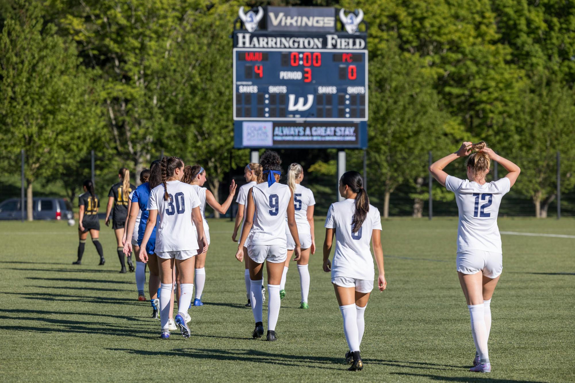 (1) WWU women’s soccer finish spring season with 4-0 victory