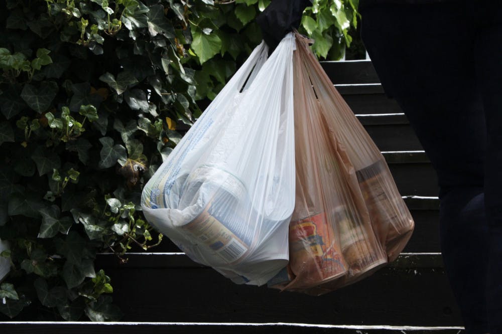 Personal-Shoppers-VS-COVID-19-scaled