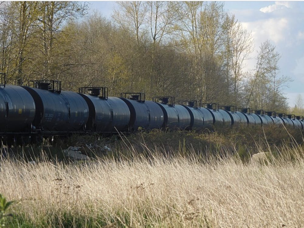 Oil-Train-Ferndale-1