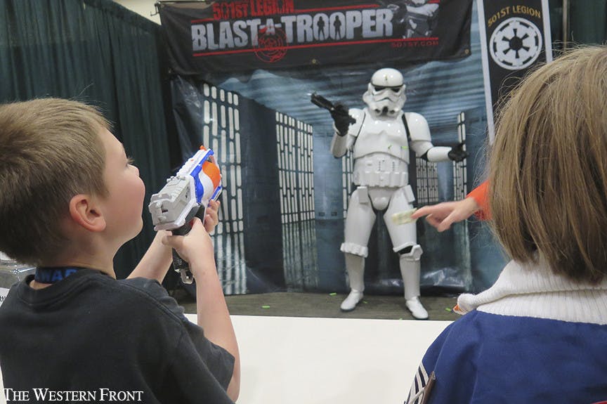 MelissaMcCarthy_comicon_090416_006