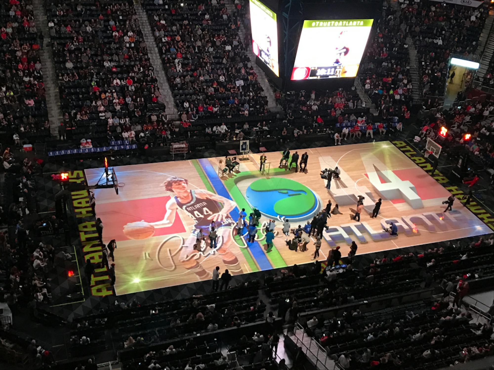 Mutombo, Wilkins, and representatives from Maravich's family all spoke at the ceremony.