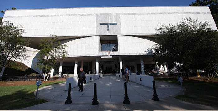 1010-Dobbs-University-Center-DUC_Jason_Oh