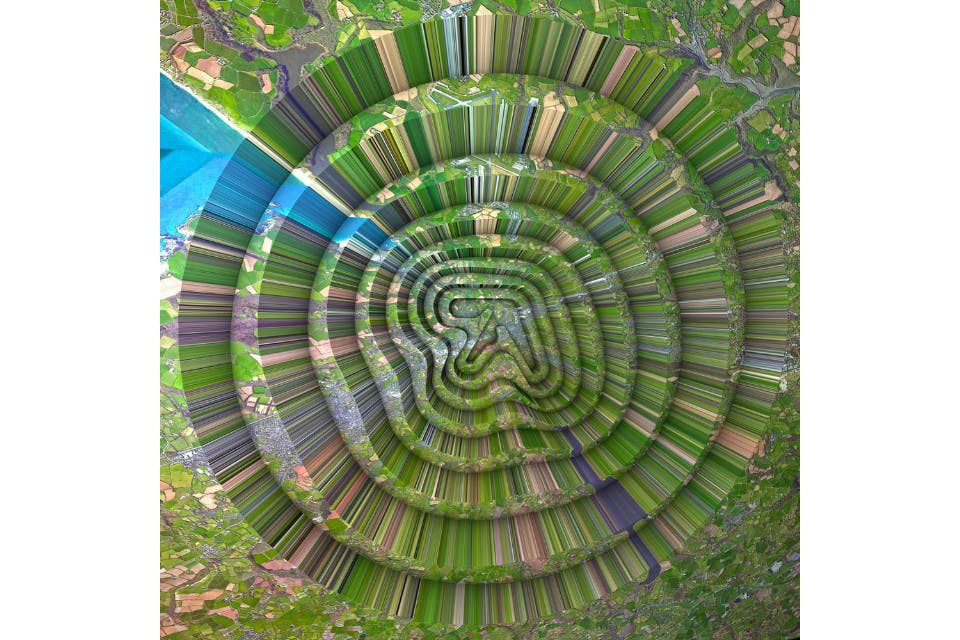 https_2F2Fhypebeast.com2Fimage2F20182F092Faphex-twin-collapse-ep-stream-1