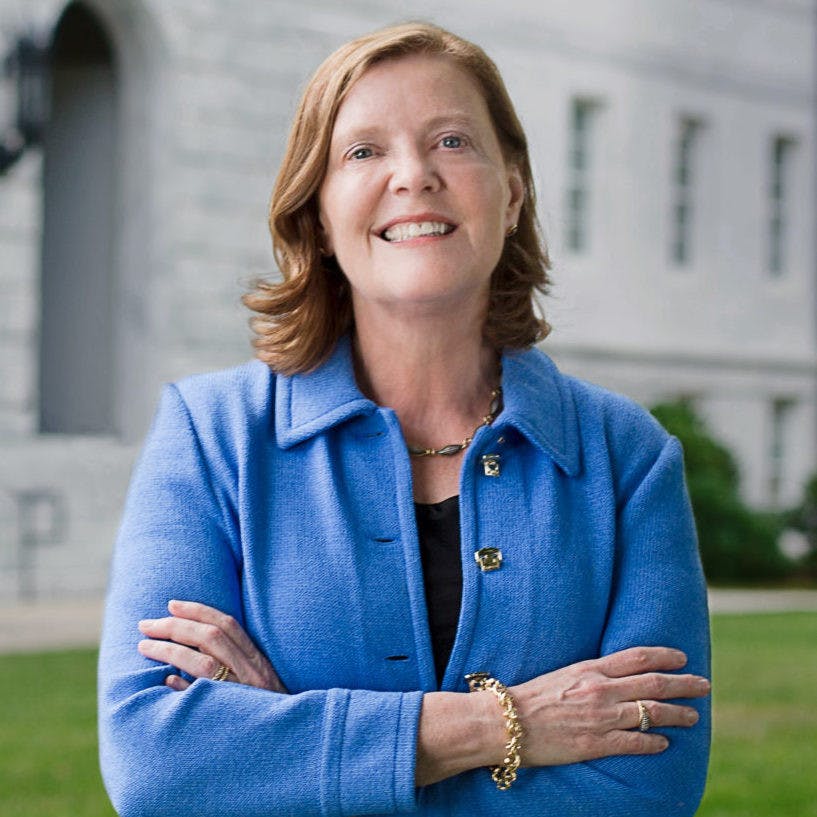 President_image_5by7_300dpi-819x1024