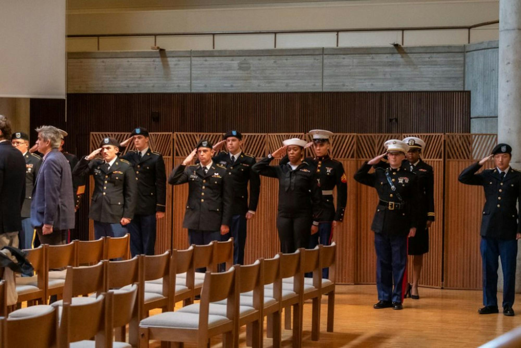 Veterans-Day-Ceremony_Natalie-Sandlow_staff-1024x683