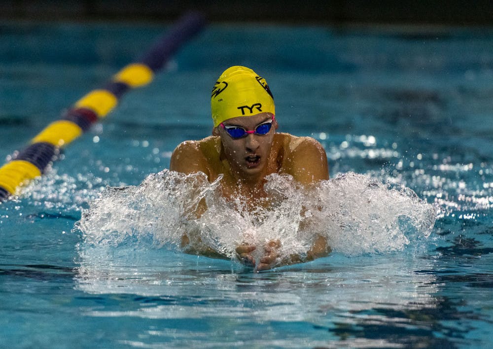 UAA-swim-23-2_Natalie-Sandlow_staff-19