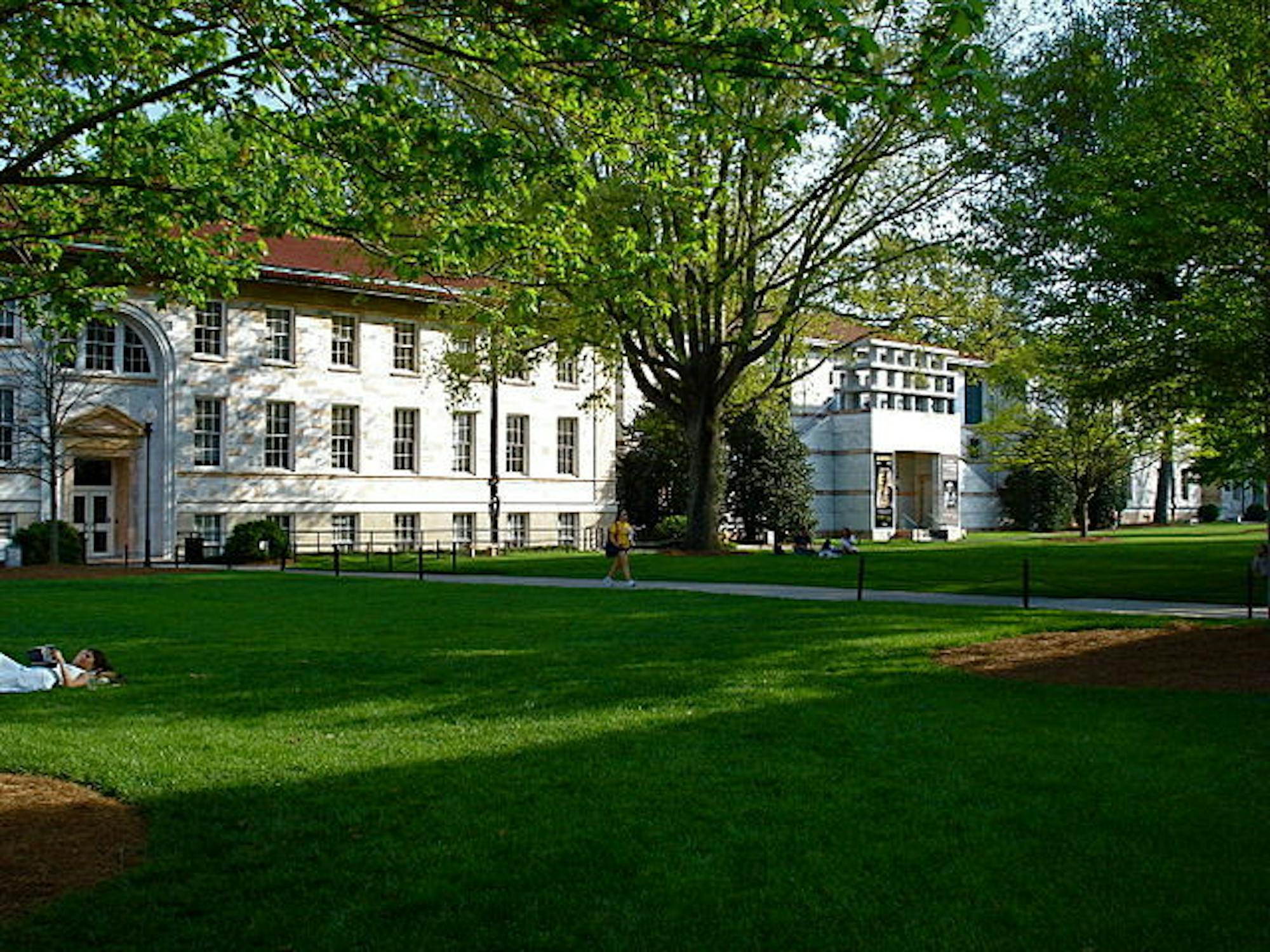 640px-Emory_Quad