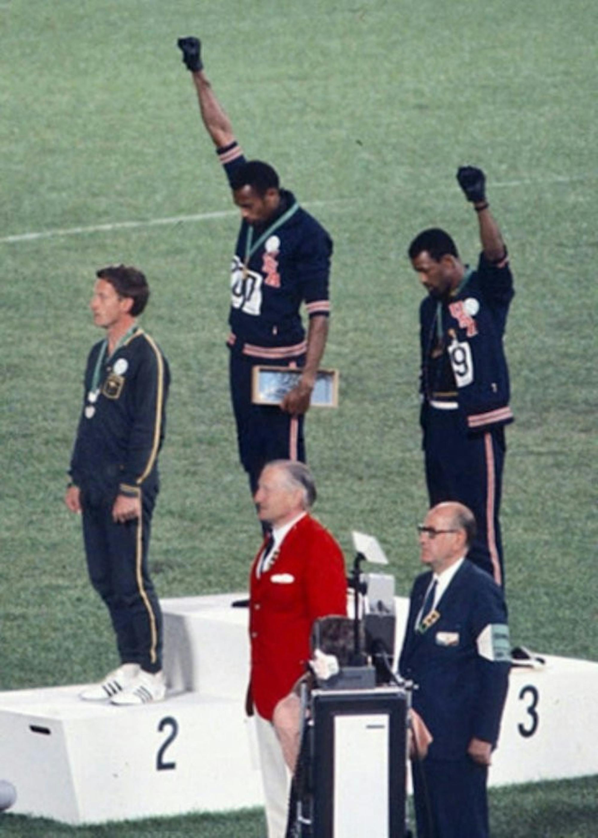 John_Carlos_Tommie_Smith_Peter_Norman_1968cr