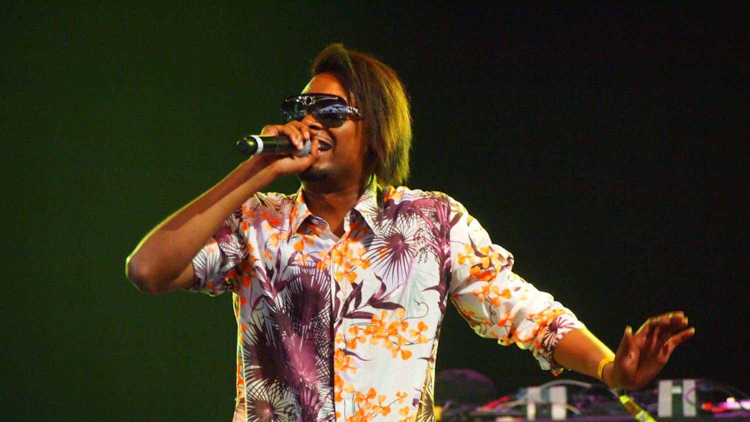 Danny_Brown_Bonnaroo_2012_7188385019