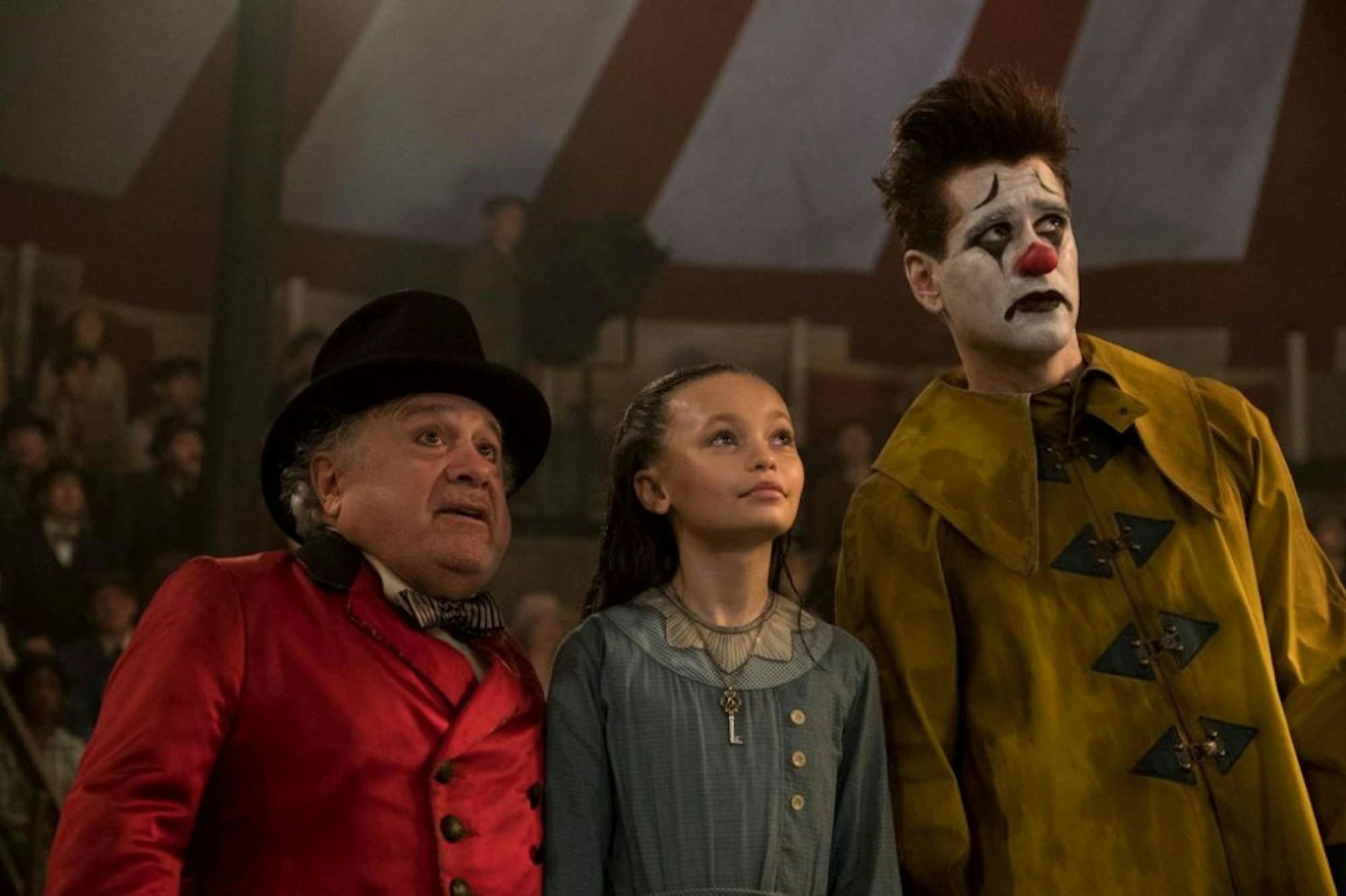 Dumbo-Courtesy-of-Jay-Maidment_Disney-ONLINE-1024x682