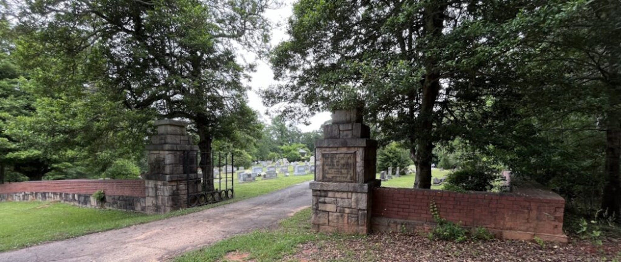 2023-05-Penfield-2_Entrance-to-cemetery-1-1024x432