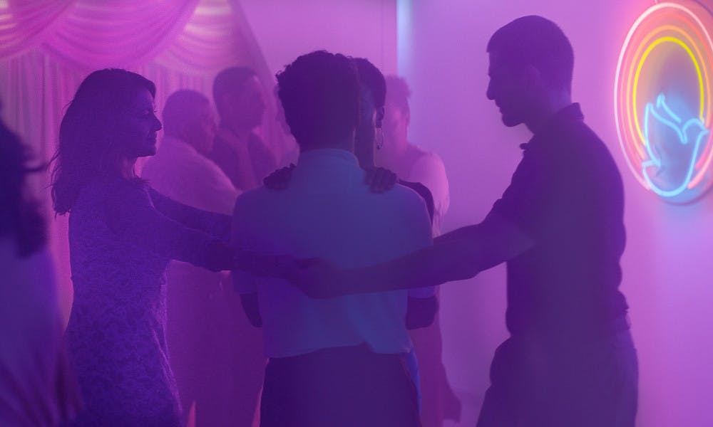 Divine-Love_by-Gabriel_Mascaro_10_16x9