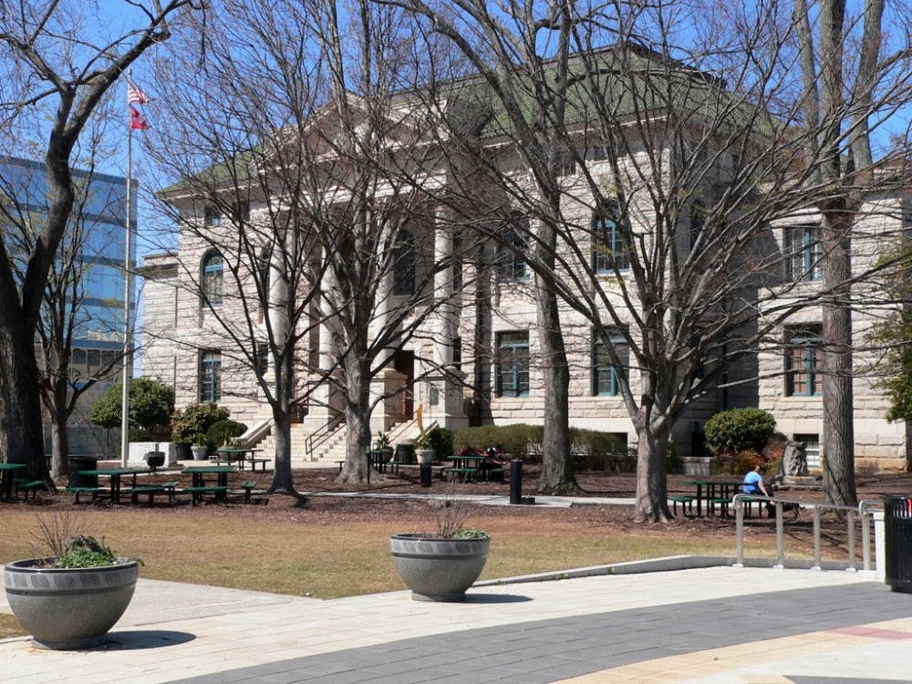 DeKalb-County-Court-House-Wikimedia-commons