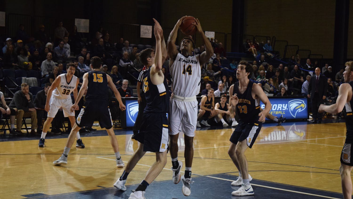 Mens-Basketball-2-Forrest-Martin-Asst-Photo-Editor-Online-2