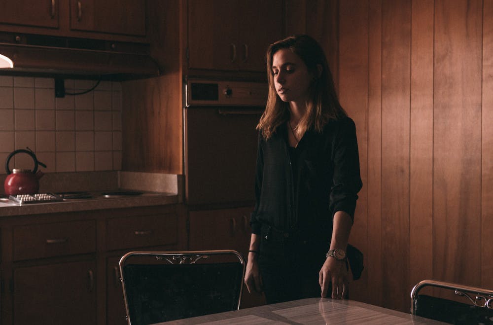 julienbaker-2019-promo-01-nolanknight-1200x791-72