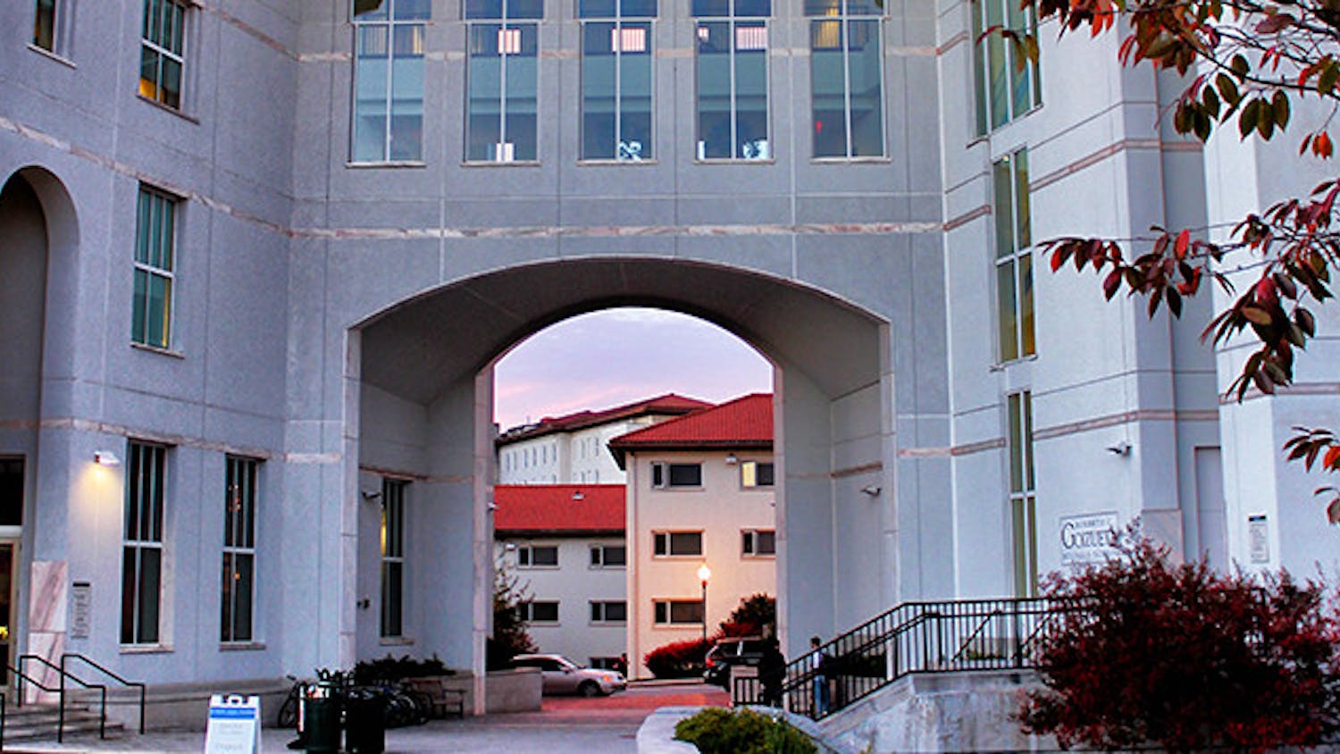 Jessica-Schneider-BusinessSchool-2