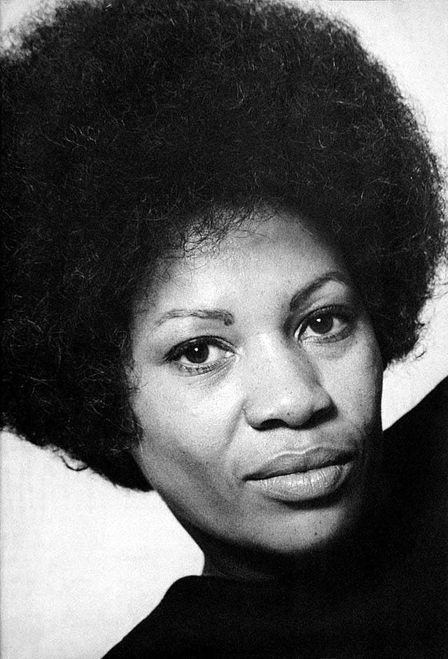 640px-Toni_Morrison_The_Bluest_Eye_author_portrait